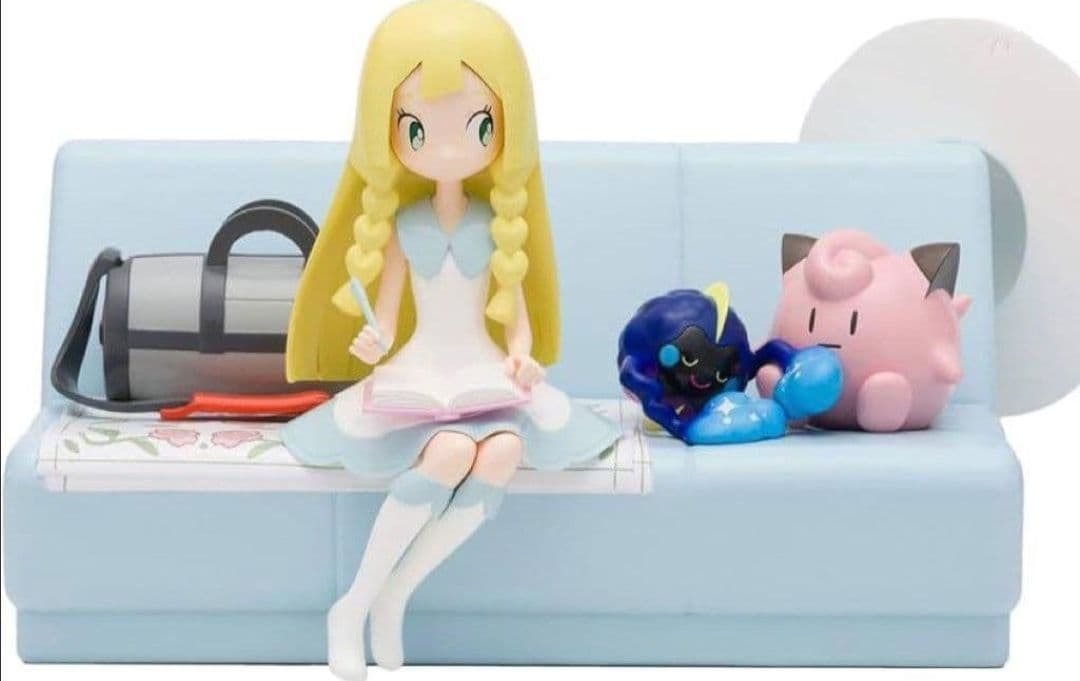 【新品未使用】ポケモンセンター受注生産限定 リーリエ＆コスモッグ オルゴール