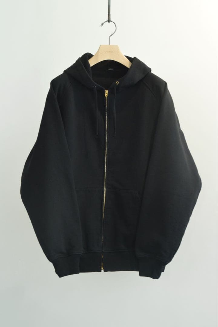 COMOLI コットン裏毛ジップパーカー　ブラック　サイズ3 COMOLI / コットン裏毛 ジップパーカ - IMA:ZINEオンラインストア