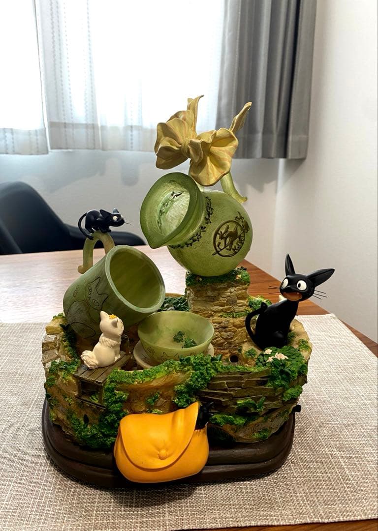 [稀少品]魔女の宅急便　ウォーターガーデン 不思議な水辺　ジブリ