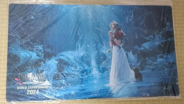 FFTCG ラバー製プレイマット　FF7エアリス