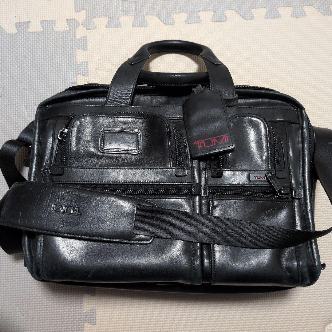 TUMI トゥミ ビジネスバッグ 本革 ブラック　96145DHブリーフケース
