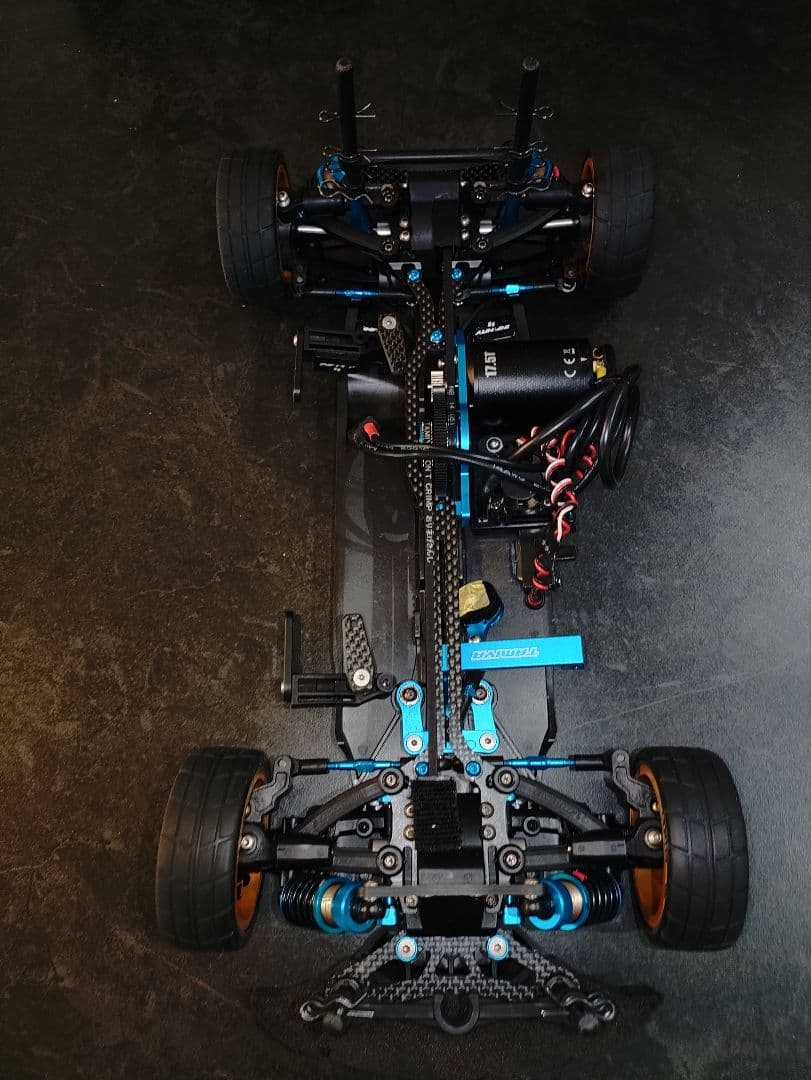 タミヤ TA08R メカ付き