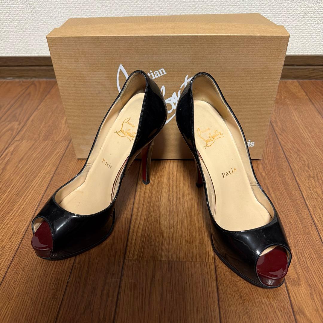 Christian Louboutin オープントゥパンプス