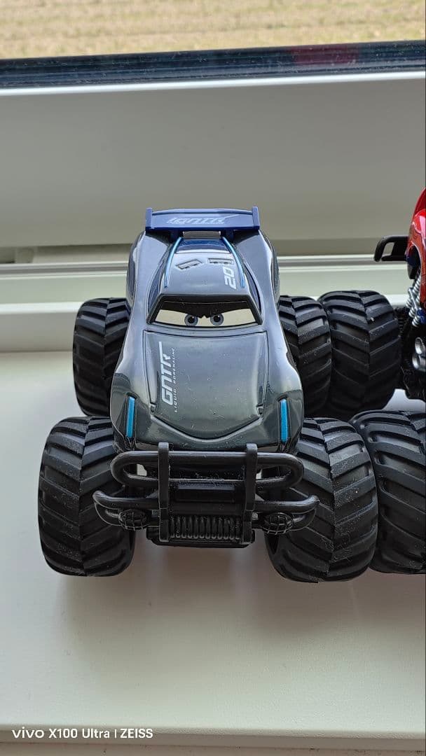 新品】 カーズ モンスタートラック 8台セット ラミレス メーター