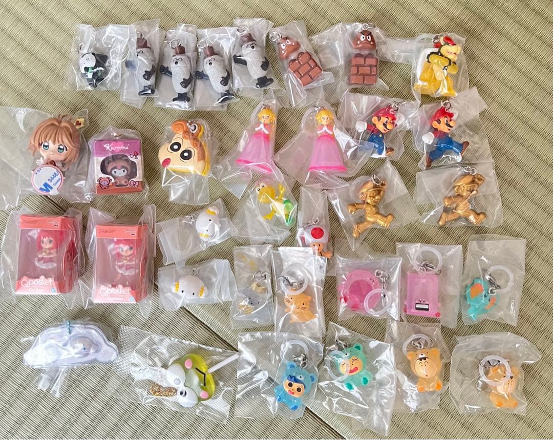 めじるしアクセサリー　ガチャガチャ　ミニチュアコレクション　など　まとめ売り