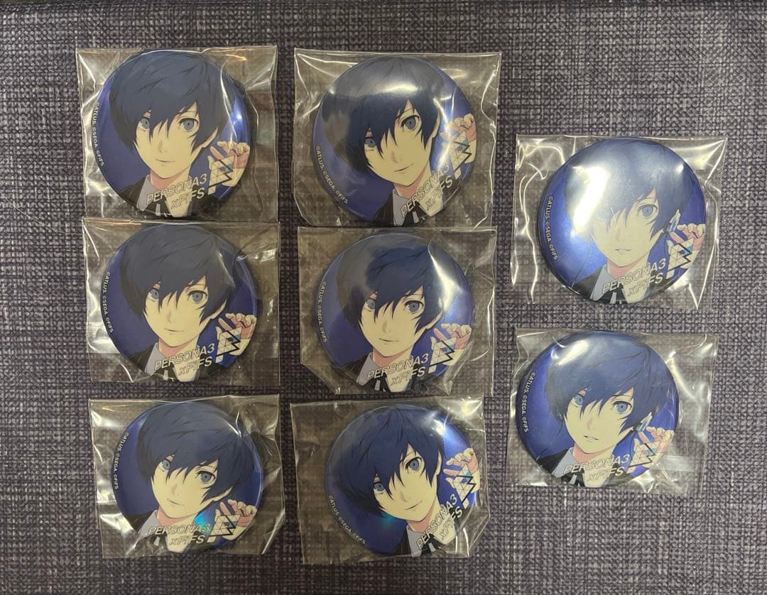 ペルソナ3 　主人公　結城理　缶バッジ　FIFS ベルベットブルー ver.
