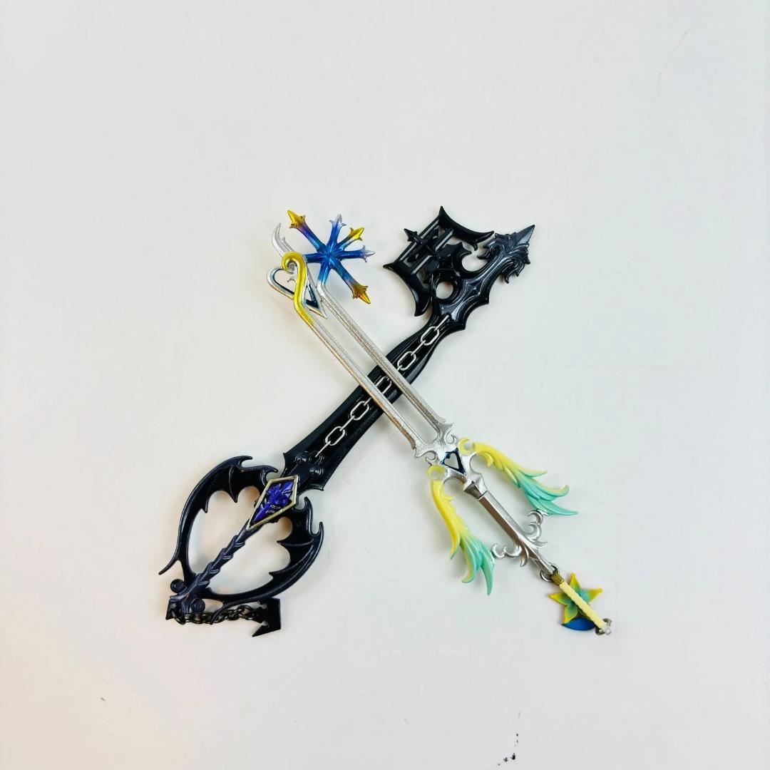 キングダム ハーツ III ロクサス・アクセル・シオ フィギュア - メルカリ