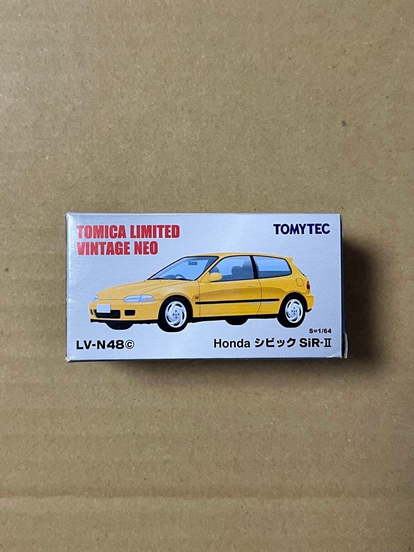 トミカリミテッドヴィンテージネオ　Honda シビック　SiR-Ⅱ 黄色
