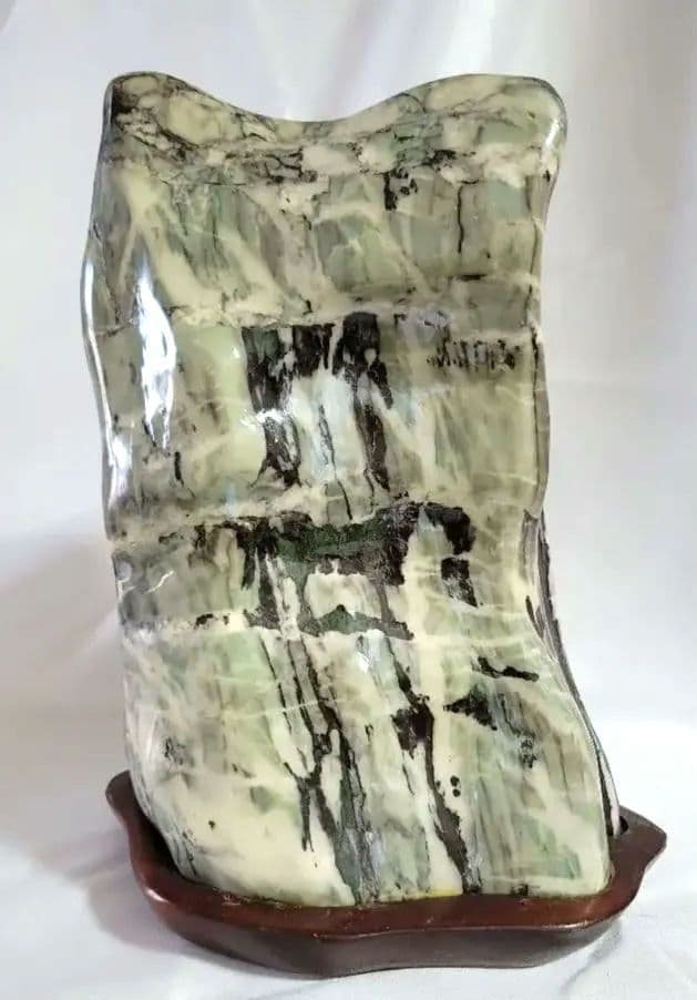 天然石　緑と黒の模様 木製台座付き