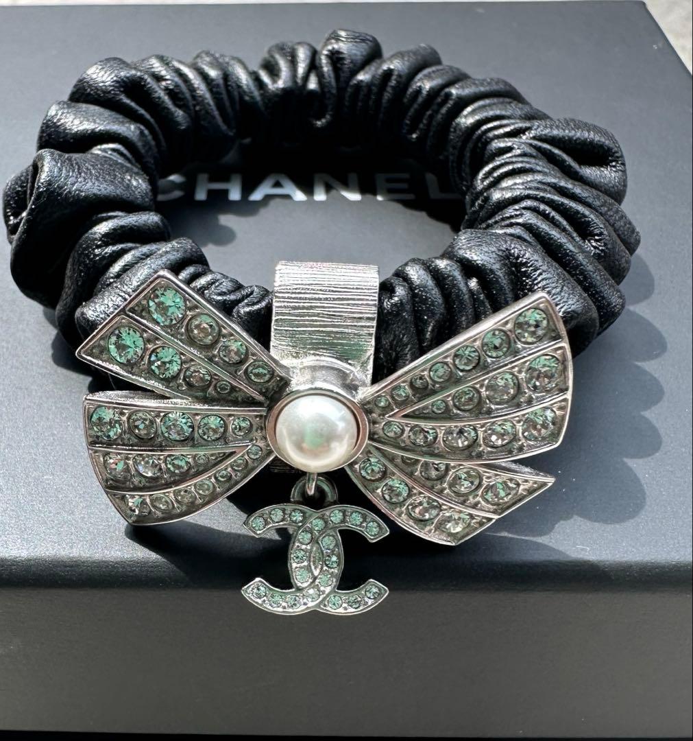 シャネル　ヘアアクセサリー