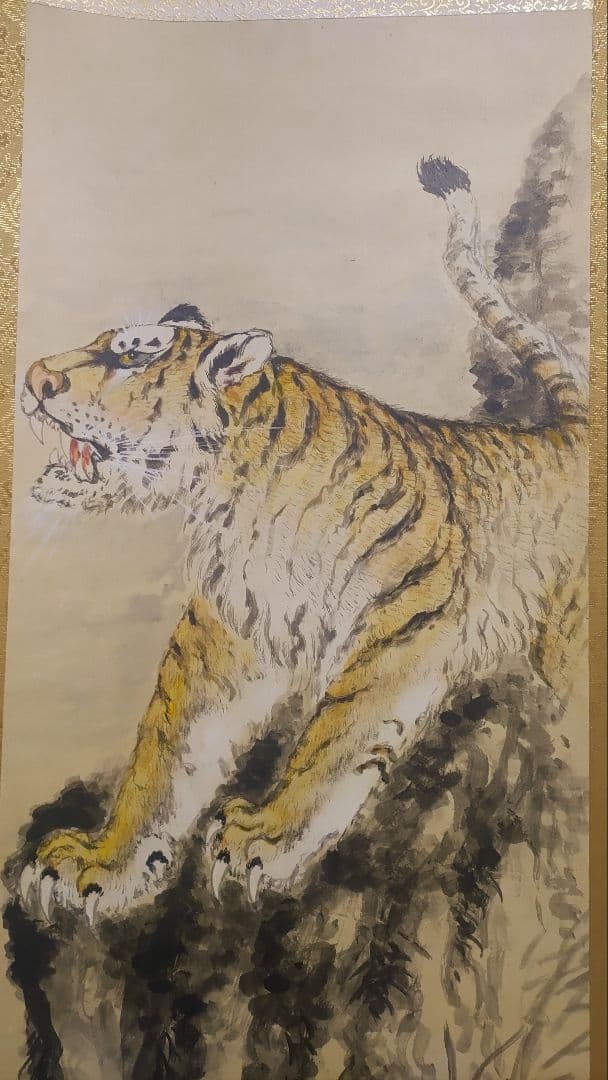 ご希望額まで値下げ～@孔雀・猛虎・滝鯉 いろいろ鳥獣画の肉筆掛軸3本