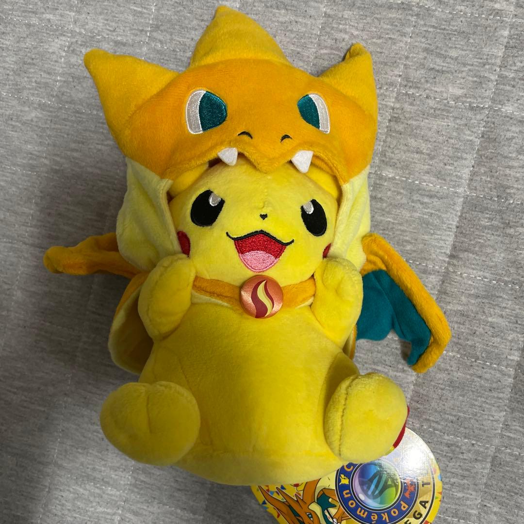 美品　タグ付き　ピカチュウ メガトーキョーぬいぐるみ