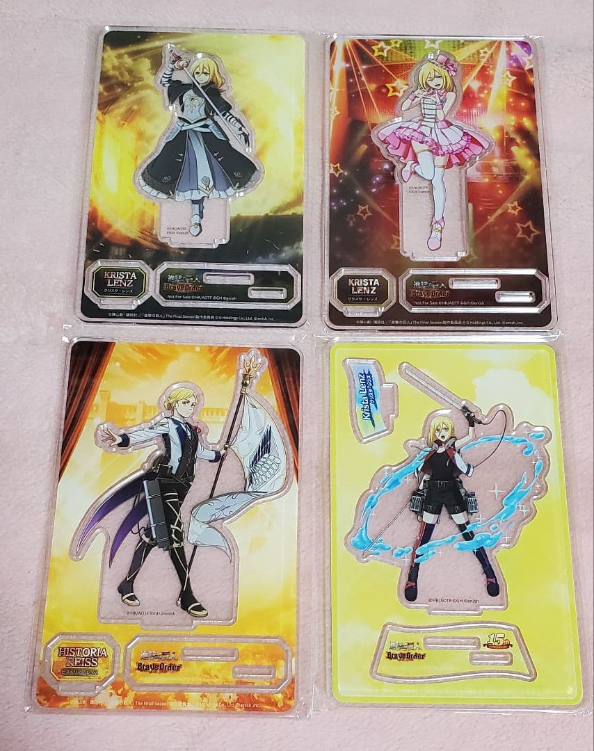 進撃の巨人Braveorder　ブレオダ　クリスタ　アクリルスタンド
