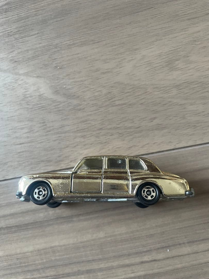 【トミカ】ロールスロイス　ファントムⅣ 金メッキ