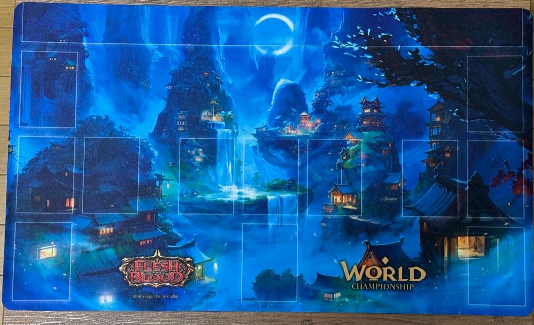 霧覆いの窪地 プレイマット 世界選手権参加プロモ Amazon | Ultra PRO - マジック・ザ・ギャザリング ブルームバロー