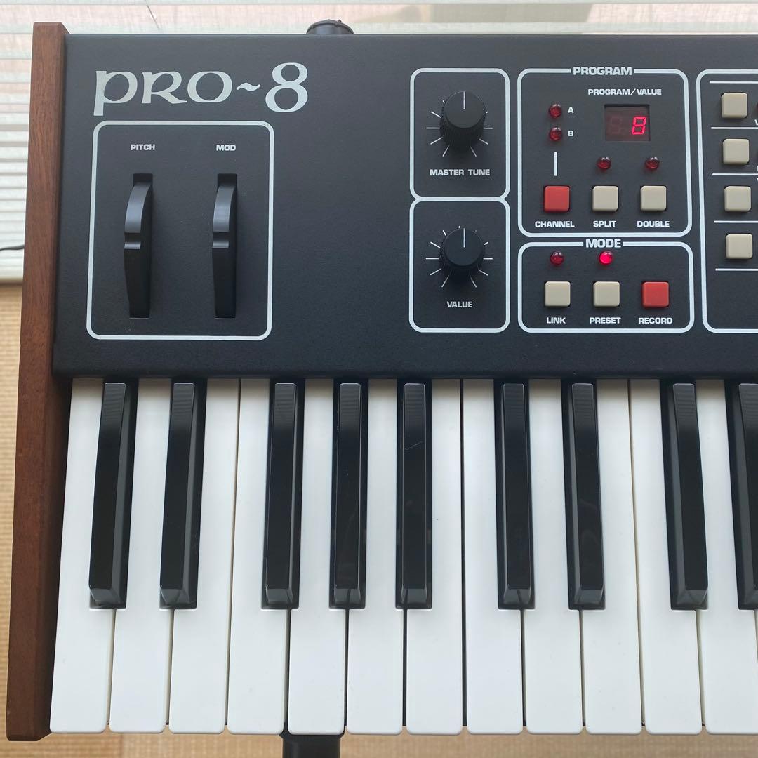sequential circuits pro-8 ポリフォニックシンセサイザー Sequential's Pro-8 & Split-Eight: A Tale of Two Synths | Reverb News