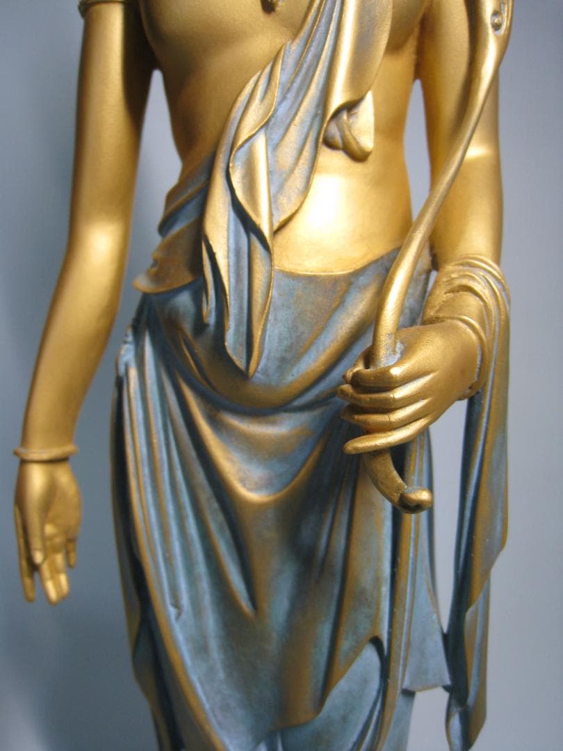 高村光雲 聖観音菩薩 鋳銅 共箱 ブロンズ製 - メルカリ