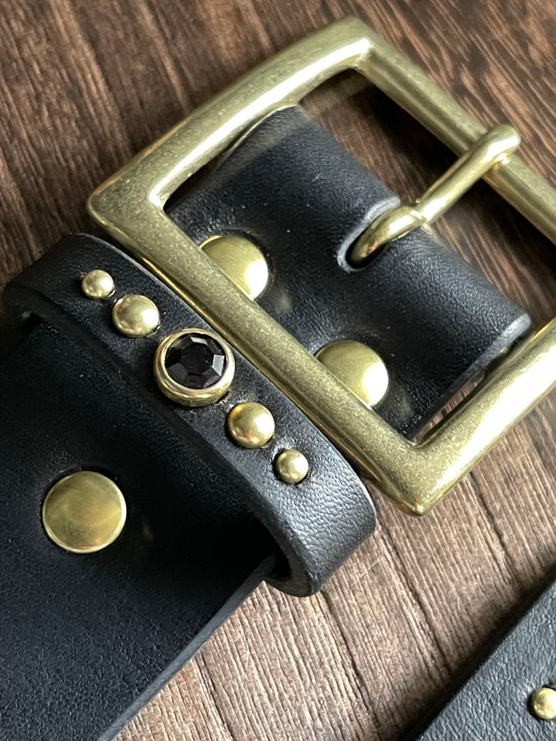 ディッキーズ874専用スタッズベルト 真鍮 ミッスーリ HTC CALEE - メルカリ