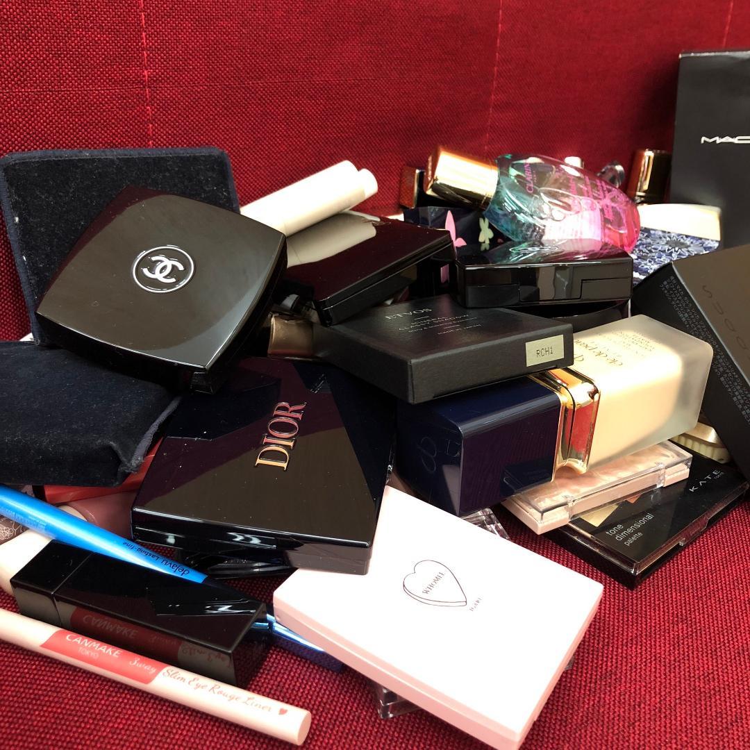 ♥シャネル・ディオール・クレドポーボーテなど　コスメ大量まとめ