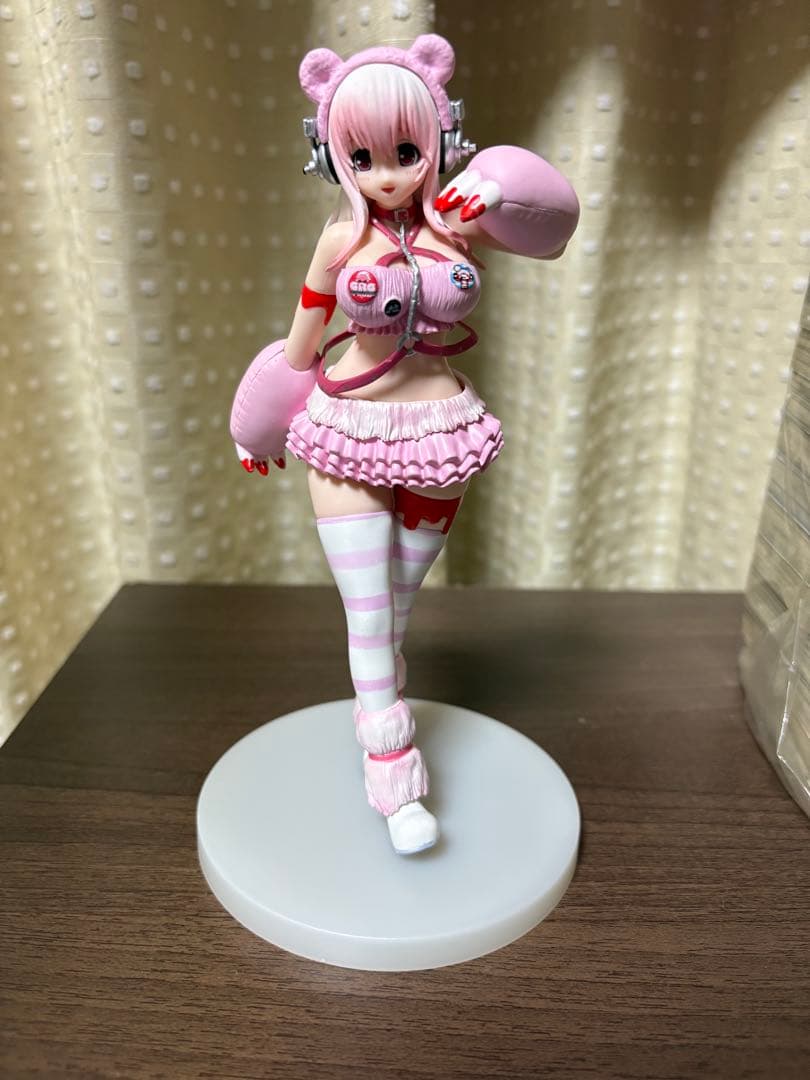 すーぱーそに子 レースクイーン チャックスGP GRG × すーぱーそに子 レースクイーン フィギュア - メルカリ