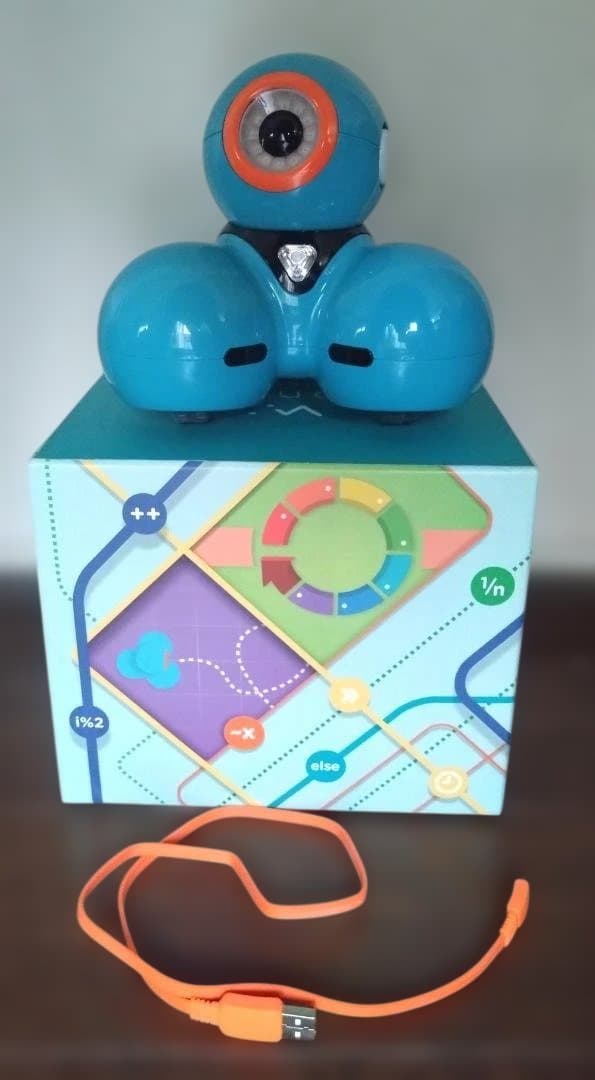 プログラミングロボット　ダッシュくん Wonder Workshop Dash