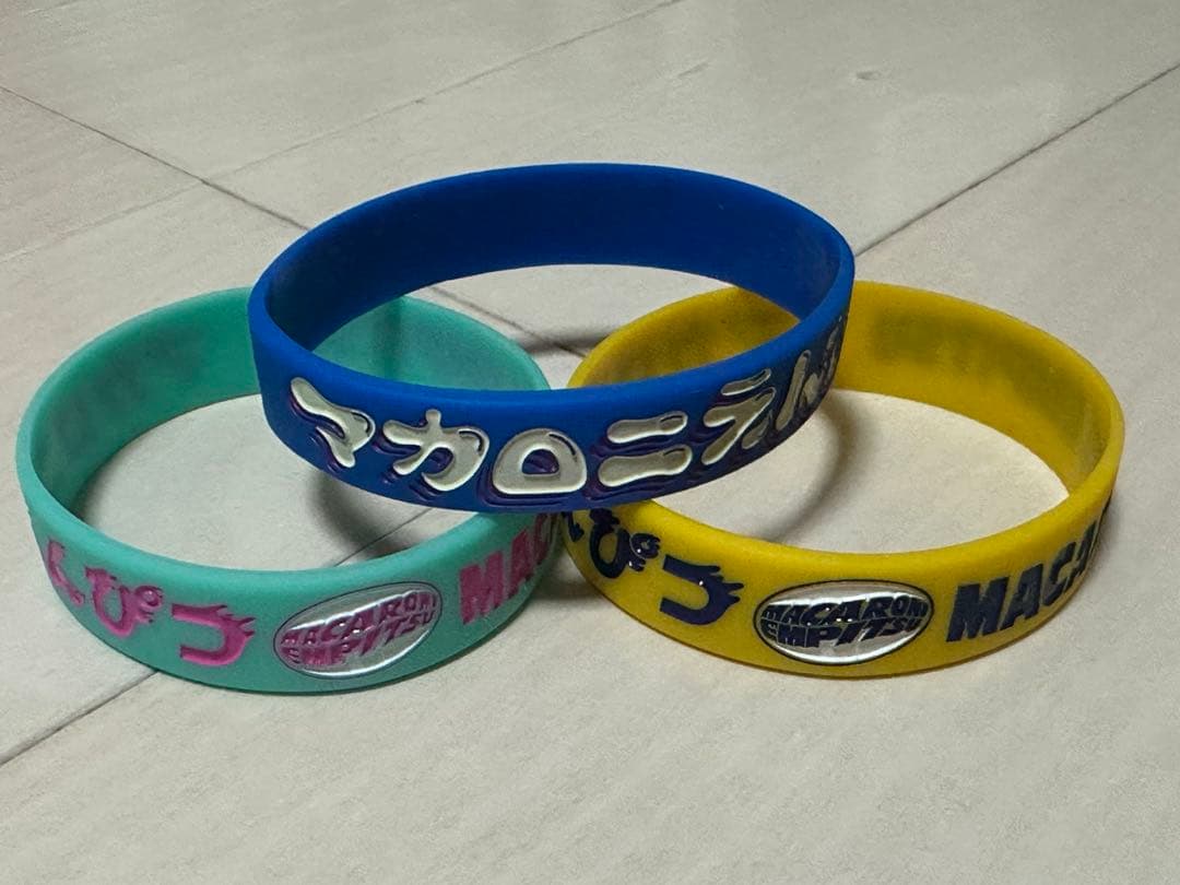 マカロニえんぴつ ラバーバンド 3つセット - メルカリ