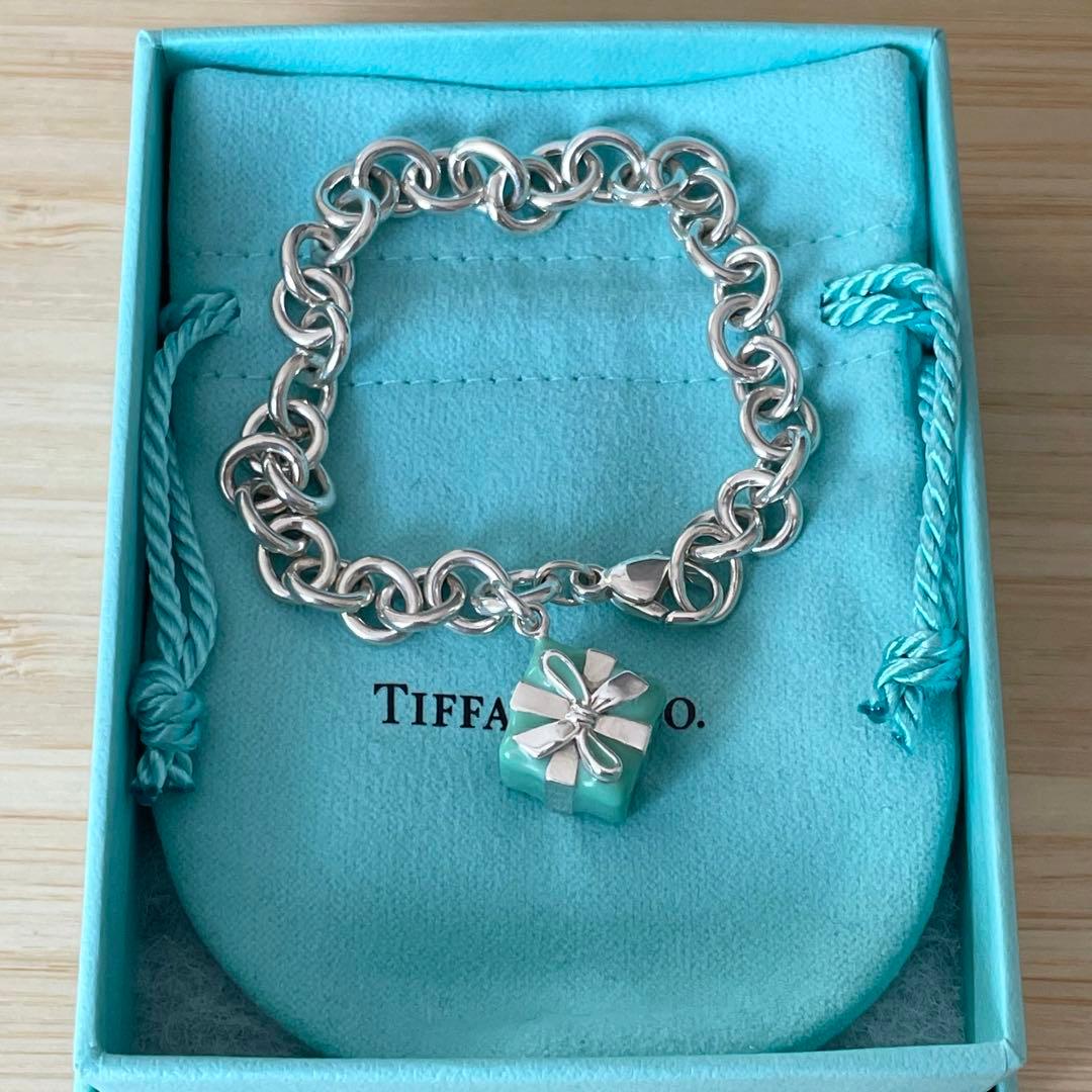 ティファニー ブルー ボックス チャーム ブレスレット - メルカリ