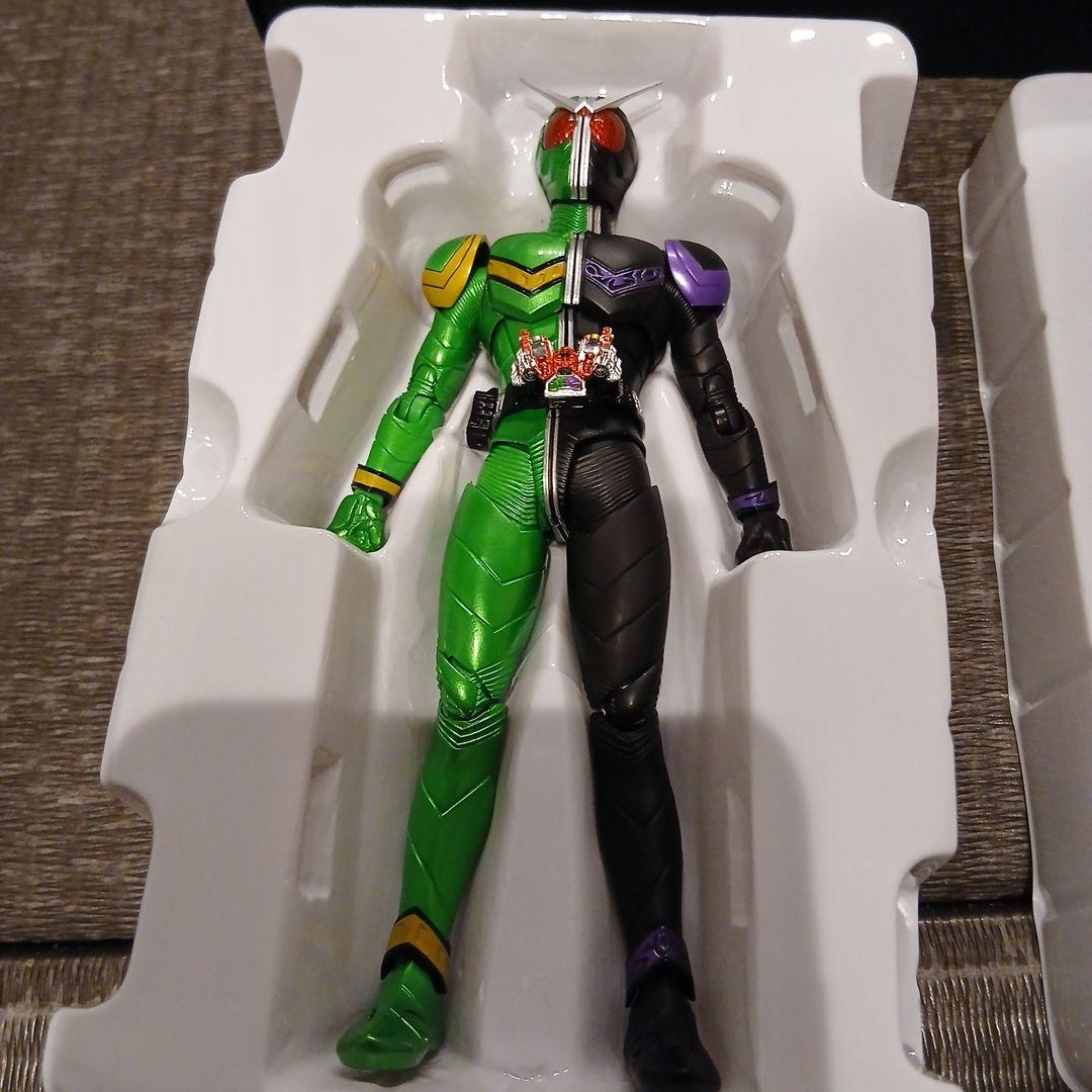 S.H.figuarts 真骨彫 仮面ライダーW サイクロンジョーカー 開封品