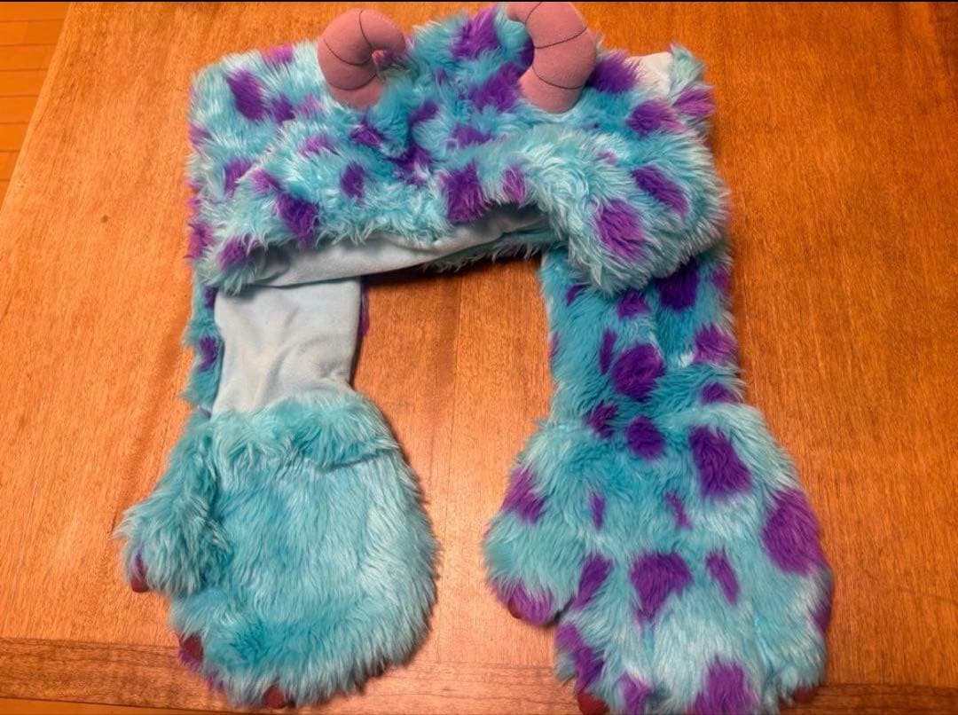 【廃盤】ディズニー サリー マフラー　モンスターズ・インク