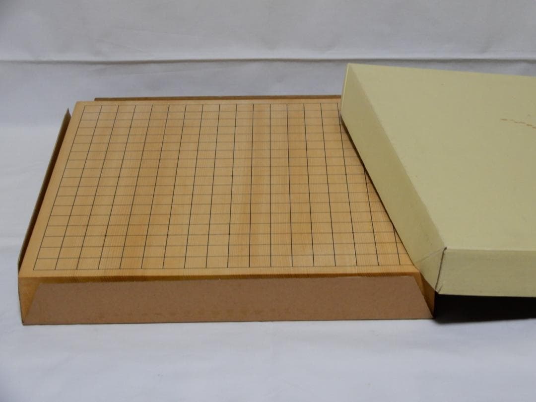 本榧卓上碁盤（３枚/ハギ盤）　1寸8分　未使用 本榧卓上碁盤 3寸柾目（一枚物）242021