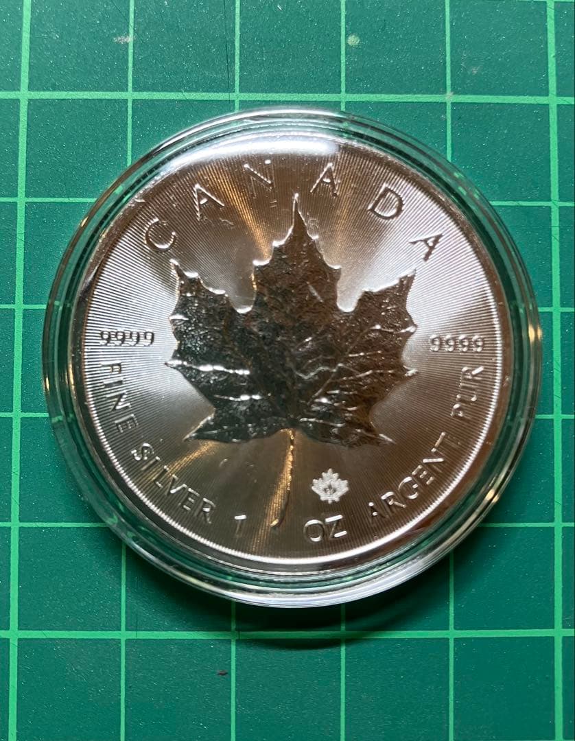 カナダ 1オンス 銀貨 メイプルリーフ logo_r_147235960.jpg