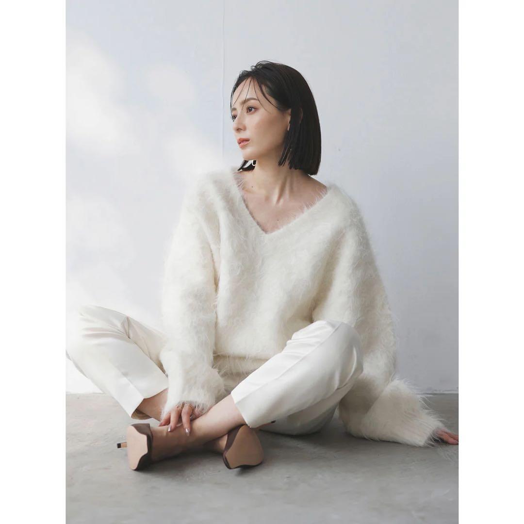 anuans スーリーアルパカニットプルオーバー