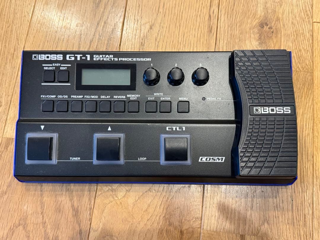 BOSS GT-1 専用ケース付き