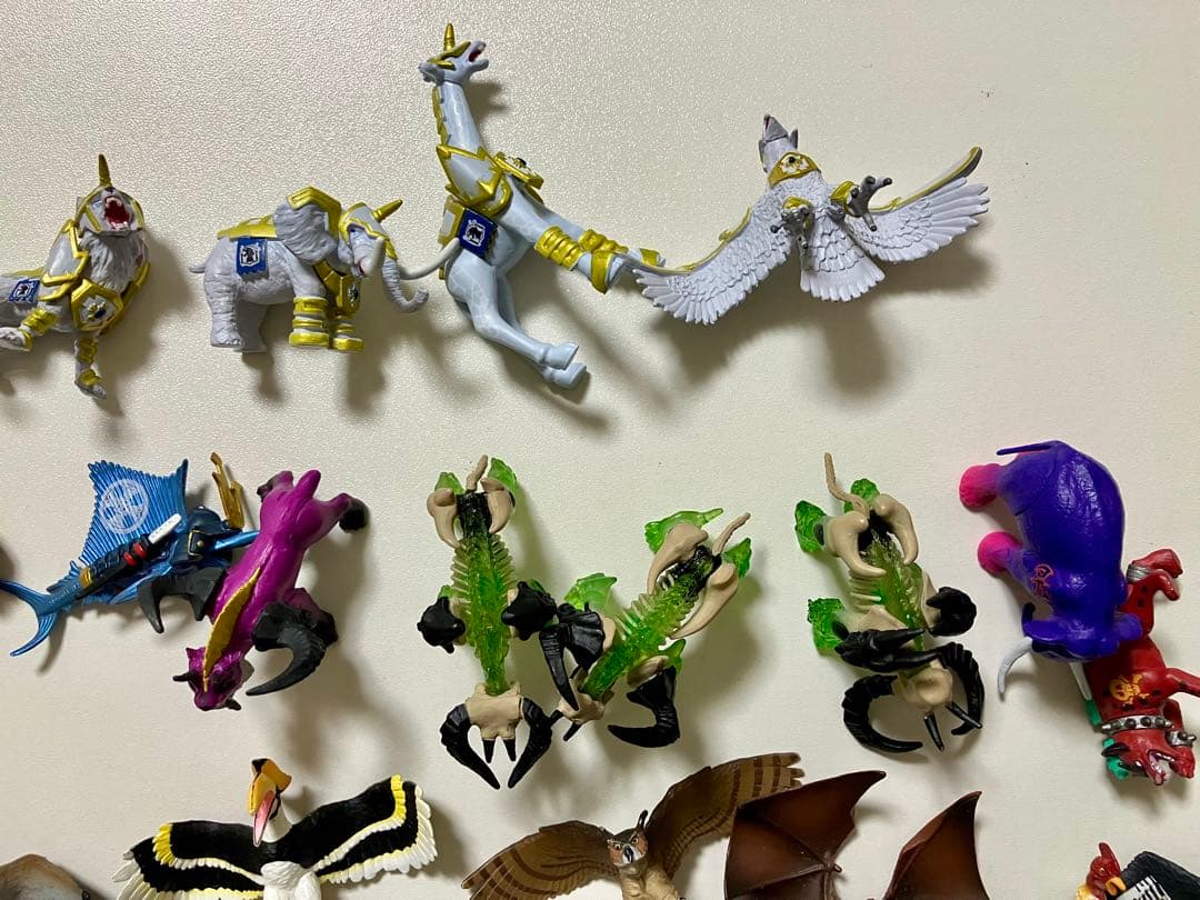 アニマルカイザー フィギュア カード ゴルザード - メルカリ