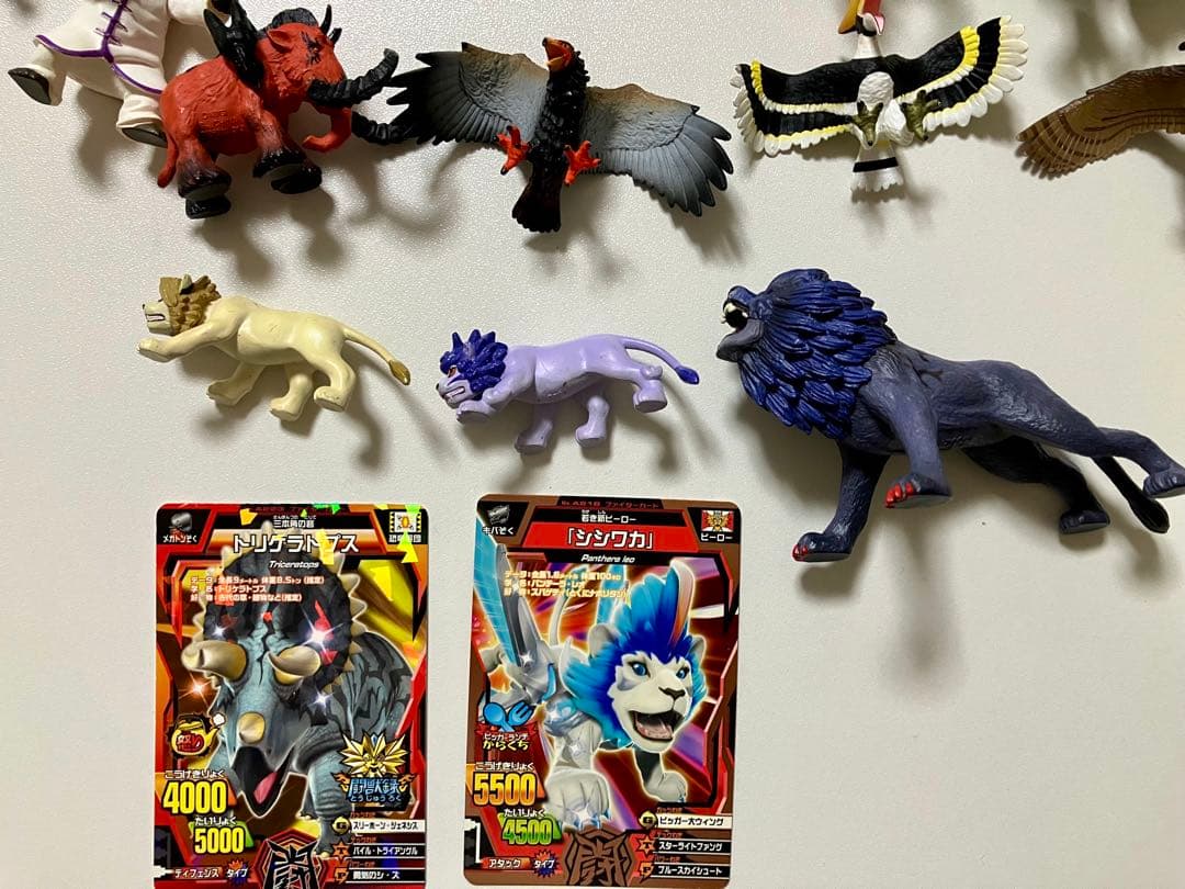 アニマルカイザー フィギュア カード ゴルザード - メルカリ