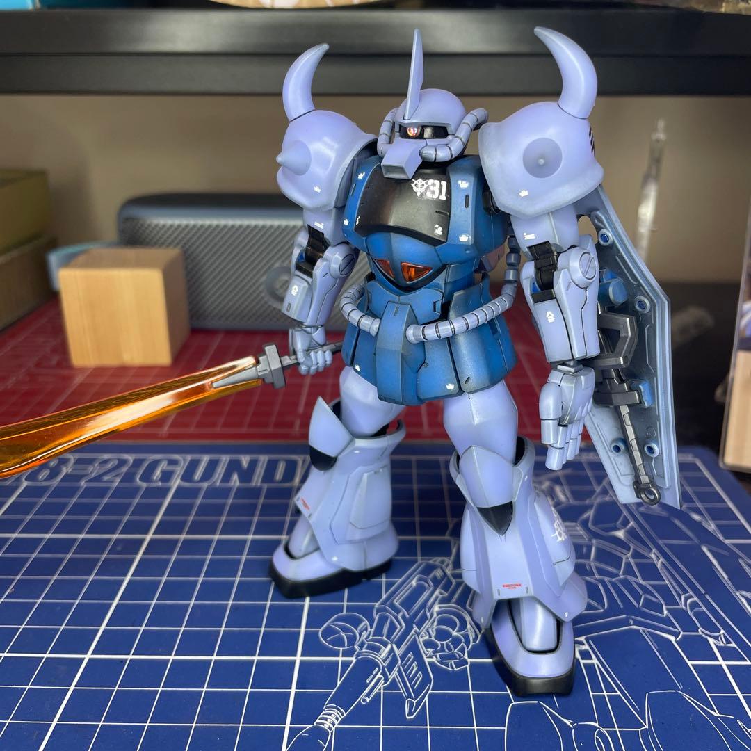 hgグフ　塗装完成品