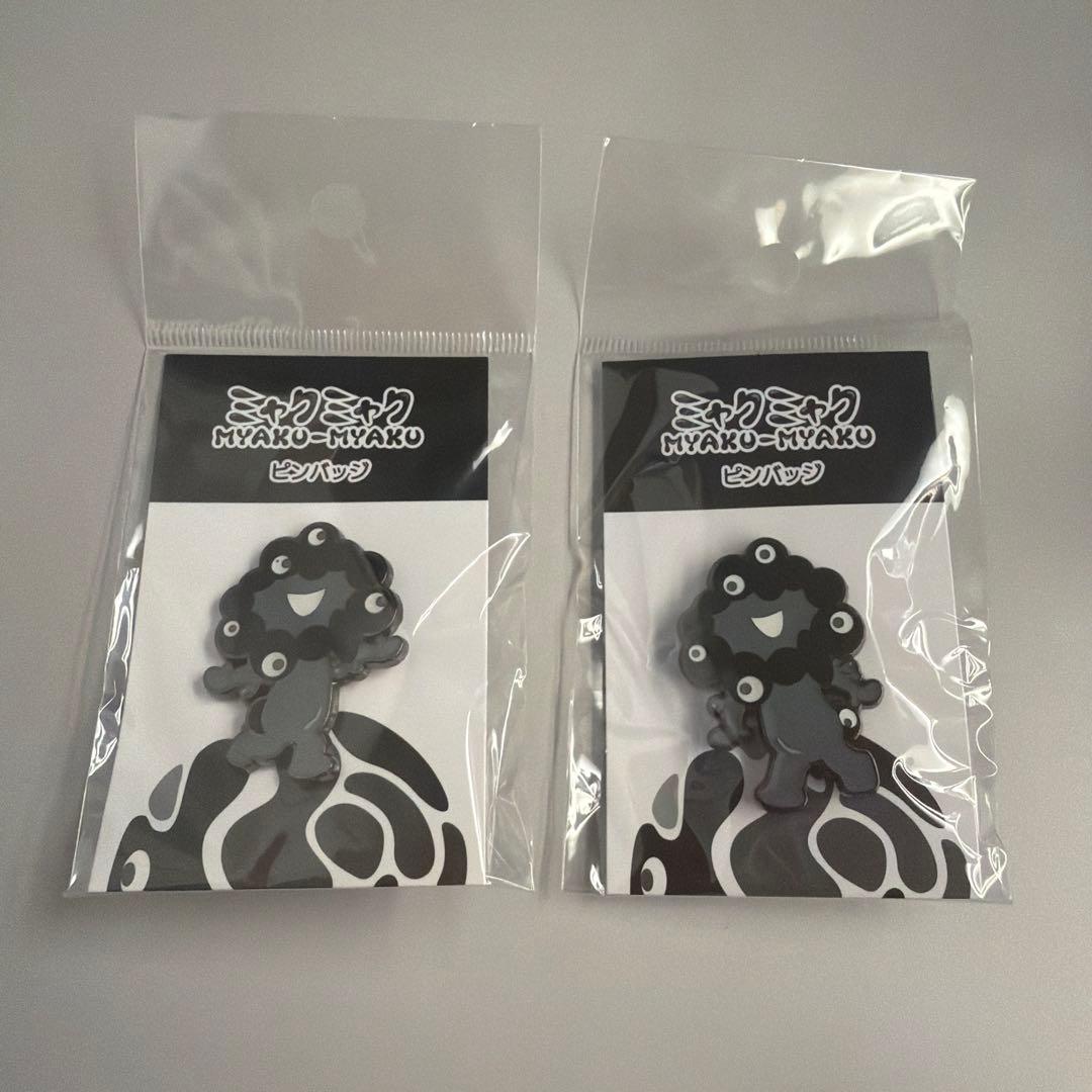 大阪万博限定 黒ミャクミャク ピンバッジセット - メルカリ