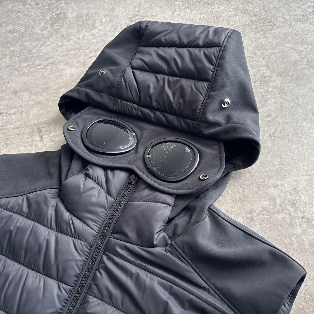 極美品□cp company【L】ゴーグルジャケット 中綿 ベスト ブラック 黒