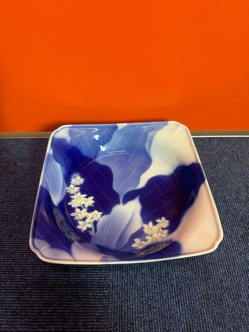 1772 深川製磁　四角　鉢　18cm 有田焼】深川製磁 ブルーワイナリー ペア角小鉢 / 食器 / 佐賀県