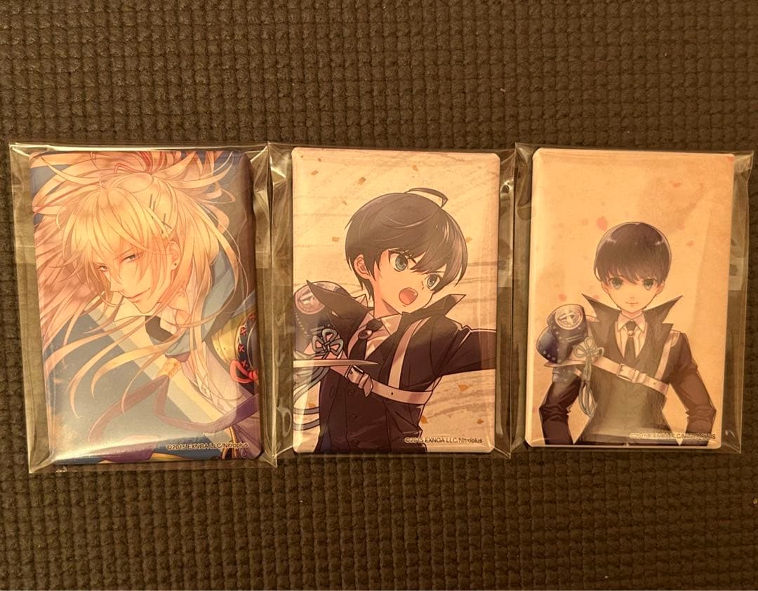 刀剣乱舞 小竜景光 謙信景光 跪坐 戦闘 スクエア 缶バッジ - メルカリ