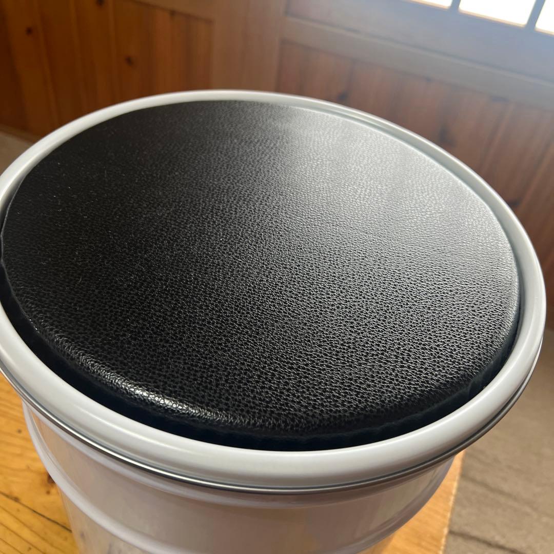 メルセデスベンツ ペール缶 ホワイト 白 - メルカリ