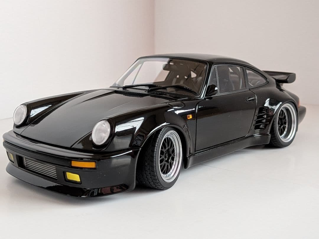 オートアート ポルシェ911 1/18スケール ブラック オートアート 1/ 18 ポルシェ 911 (930) ターボ 「湾岸ミッドナイト