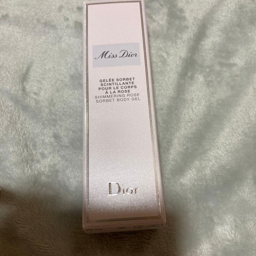 数量限定品　ディオール ミス ディオール シマリング ローズ ボディ ジェル VO-2308-048-049-1main-795x636.jpg