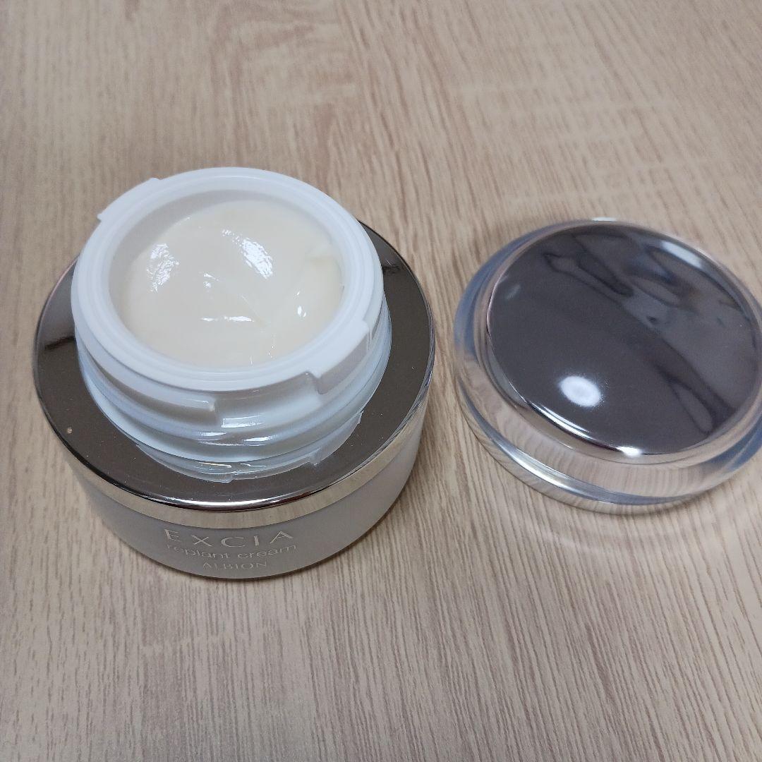 アルビオンエクシアリプラントクリーム