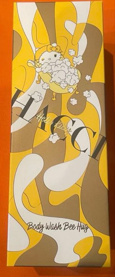 ハローキティHACCI ボディウォッシュ Bee Hug 385ml 2つset