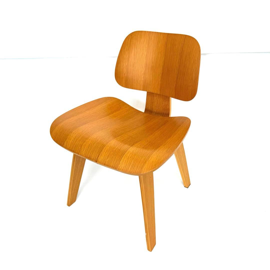 Herman Miller イームズ DCW リプロダクト イームズ | DCWダイニングチェア - デザイナーズ家具・デザイナーズ