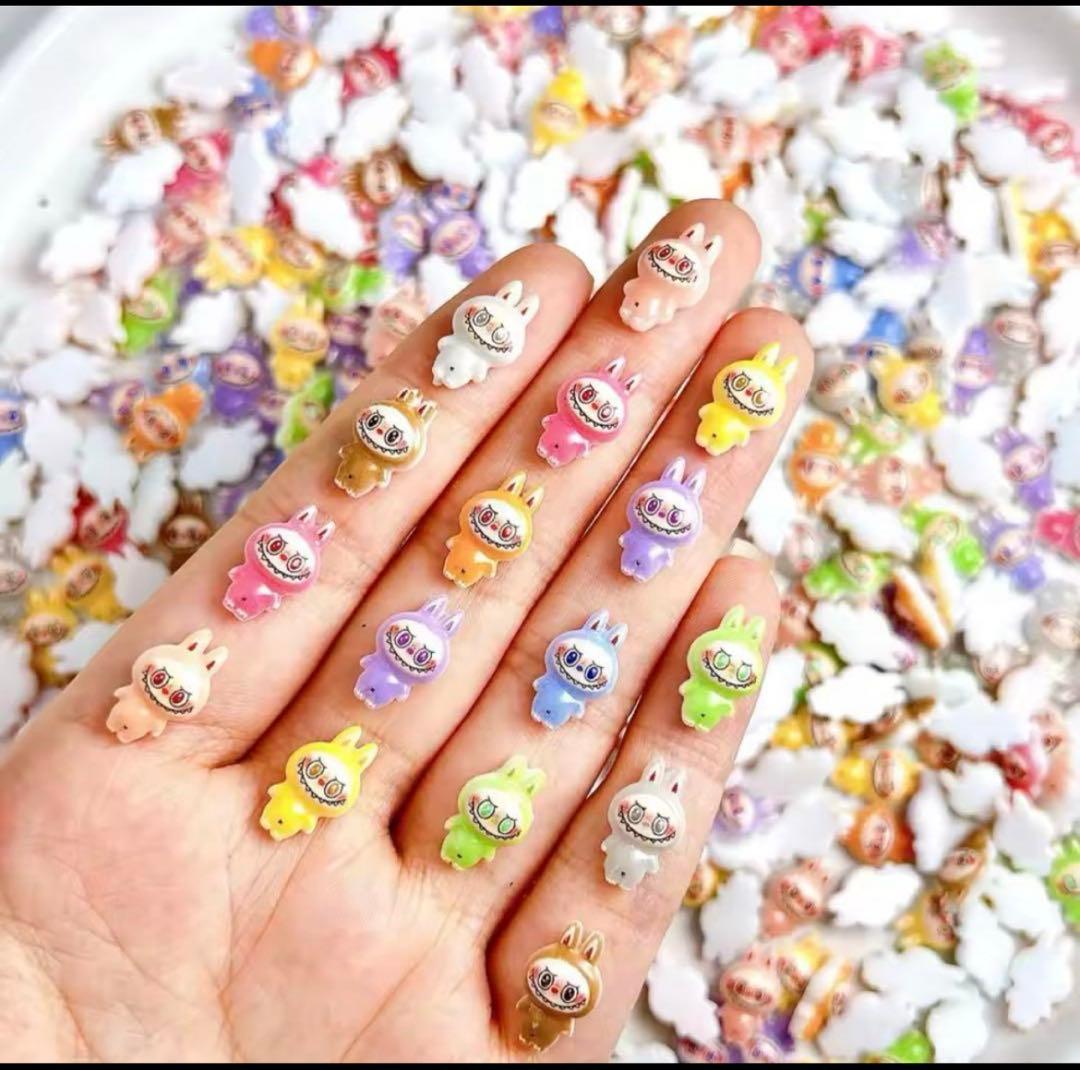 ネイルパーツ ラブブ 夜光 ランダム50P 3Dパーツ キャラクター - メルカリ