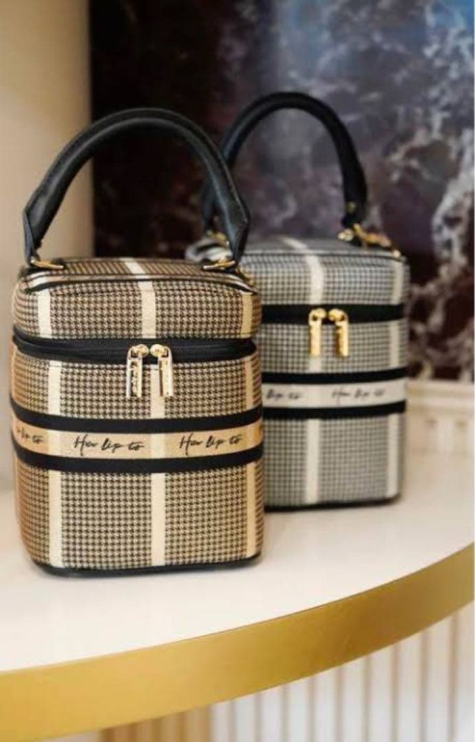 Herlipto Jacquard Vanity Bag gold - メルカリ