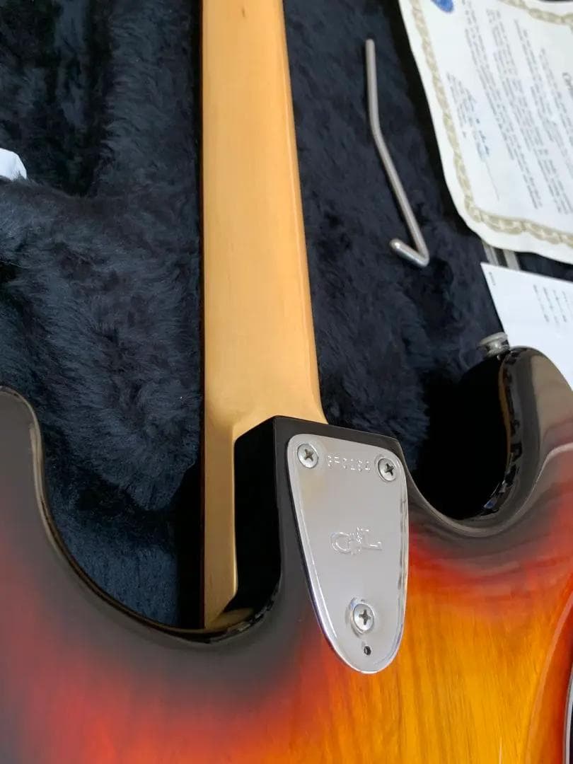 希少G&L USA ジョージ・フラートンシグネチャー レガシーストラト