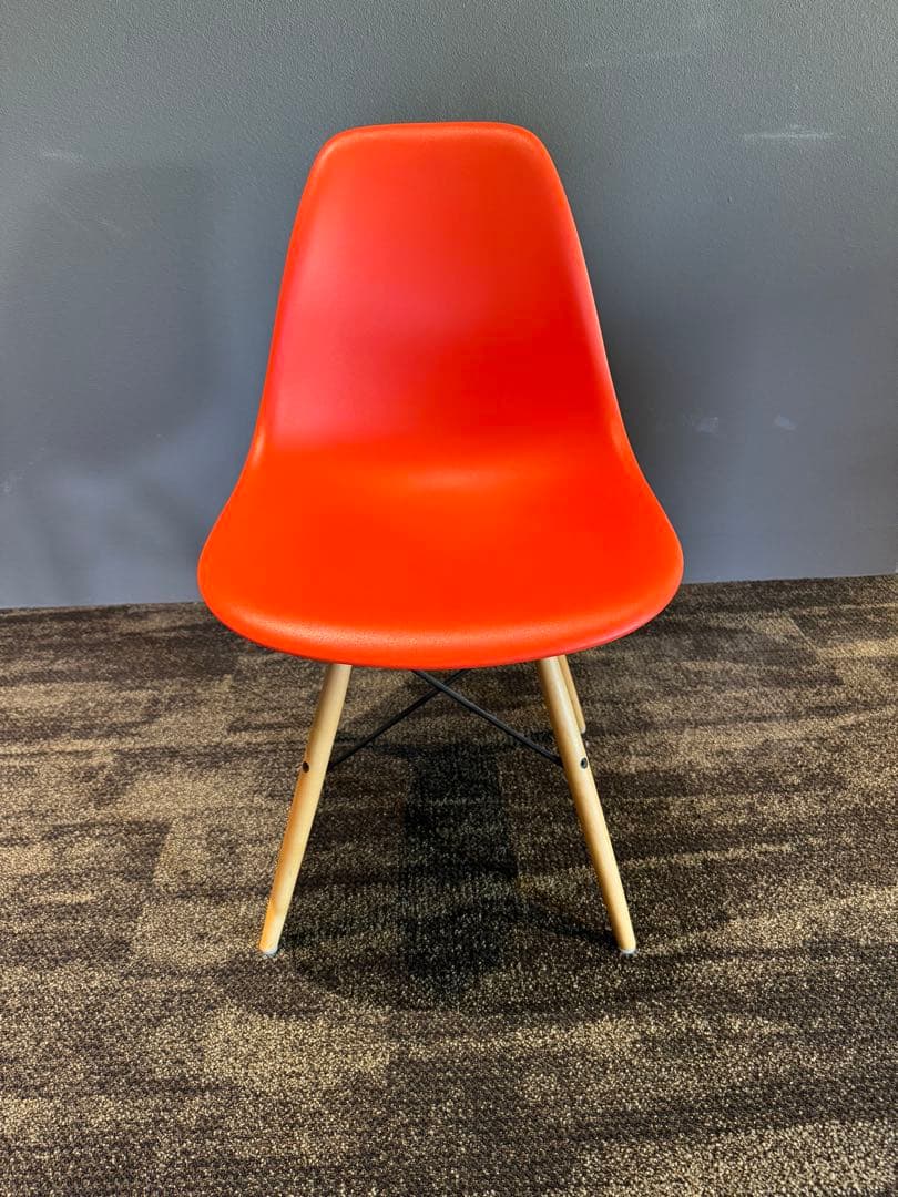 ハーマンミラー正規品　イームズプラスチックシェルサイドチェア